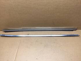 5131287 Datsun 1974-1978 260z 280z Beltline Molding Door Window Sweeps Left Right Oem