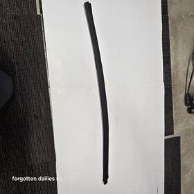4658934 Dodge 1995-99 Neon Outer Door Seal