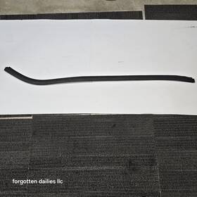 5261808 Dodge 1995-99 Neon Outer Door Seal 5261808 Dodge 1995-99 Neon Outer Door Seal