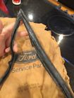 E0tz-1021449-a Ford Nos Truck Lh Vent Window Rubber