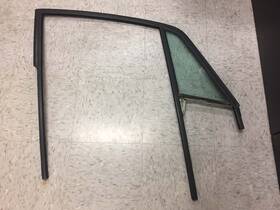 993.542.130.00 Factory/oem Porsche 911 964 993 Coupe Right Side Door Window Frame 993.542.130.00 Factory/oem Porsche 911 964 993 Coupe Right Side Door Window Frame