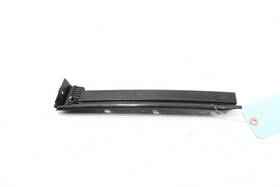 Fr3b6302564 Fomoco Ford Mustang Coupe Right Door Body Weatherstrip Seal Retainer Bracket Oem 15-23