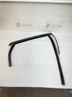 Dm5z-5825766-a Ford 2014-2018 Focus Right Rear Window Run Channel Seal Strip Oem 7-131