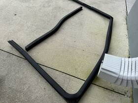 Fl3z-1521596-h Ford Oem Front Right Door Glass Channel Run F-150 250 350 450 550 2015-2025