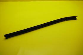 Fl3z1625860b Ford Door Window Belt Weatherstrip - Right Rear Oem 2016 Ford-f150 Plat. 3 5l V6