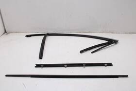 Ford Lj6z-7821597-e 20-25 Escape Front Left Door Run Channel W Belt Weatherstrip