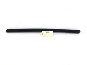 Lj8b-r25861-a Ford 2021-2023 Mustang Mach-e Left Rear Door Window Inner Belt Weatherstrip Seal Oem