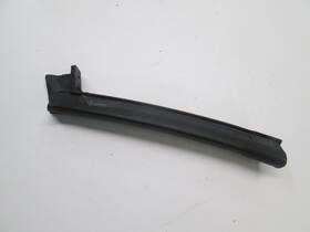 1023-9628 General Motors 98-04 Corvette Convertible C5 Front Roof Rail Weatherstrip Rh