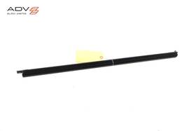 82230ar000 Genesis 2022 - 2025 Electrified Gv70 Front Left Door Window Inner Belt Seal Oem