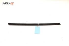 82241g9000 Genesis G70 Front Right Door Window Inner Belt Weatherstrip Seal Oem 2019 - 2025
