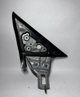 Gm 10237193 1993-2002 Camaro Firebird Window Seal Triangle Track Mirror Bracket Lh