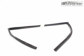Gm 42905736 2020-2025 Cadillac Ct4 Front Left Driver Side Window Glass Seal Rubber Oem