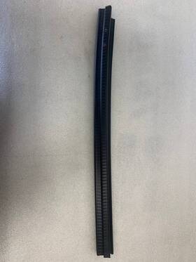 84128186 Gm Genuine Parts Door Window Belt Weatherstrip