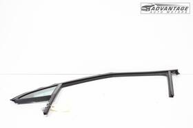 84896096 Gm 2019-2025 Chevrolet Blazer Front Left Door Window Weatherstrip Seal With Glass Oem