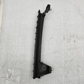 95374832 Gm 2013 - 2022 Chevrolet Trax Rear Right Door Window Rearward Guide Retainer Oem