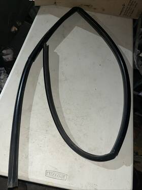 Honda 72275-s9a-003 02-06 Cr-v Left Front Door Channel Molding Oem