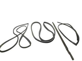 Honda 72275-saa-023 2007 Fit Front Door Weatherstrip Seal Driver Side Left 4pcs Oem