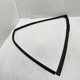 72275-tg7-a11 Honda Oem Pilot 2016-2022 Front Driver Door Window Glass Run Channel Seal