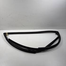 Honda 72775-shj-a01 05-10 Odyssey Left Rear Door Window Run Channel Oem