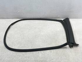 15067119 Hummer 2003-2007 H2 Front Right Passenger Door Window Weatherstrip Seal 1630 Oem