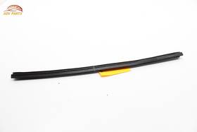 15794105 Hummer H3 Front Right Side Door Window Inner Weatherstrip Seal Oem 2006 - 2010