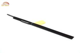 82230r6000 Hyundai Santa Fe Front Left Door Window Inner Belt Weatherstrip Seal Oem 2024