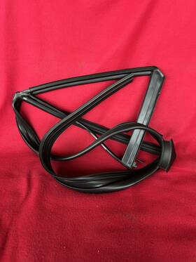 83531k2000 Hyundai 83530m Oem 2020 - 2023 Driver Rear Left Window Run Channel Seal