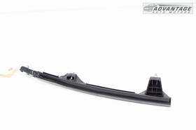 83560-d3000 Hyundai 2016-2021 Tucson Rear Right Side Door Window Glass Guide Channel Oem