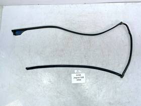 C2c2385 Jaguar 04-09 Oem Xj8 Front Right Passenger Side Door Weather Seal Rubber