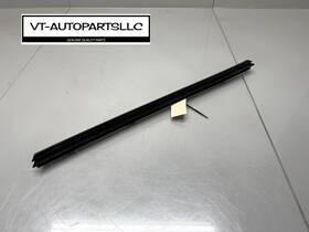 Gx7325861ab Jaguar 2017 - 2020 Xe Rear Left Side Door Window Inner Weatherstrip Seal Oem