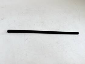 T4a13684 Jaguar 2017 - 2023 F-pace Rear Left Door Window Inner Weatherstrip Seal Oem T4a13684 Jaguar 2017 - 2023 F-pace Rear Left Door Window Inner Weatherstrip Seal Oem
