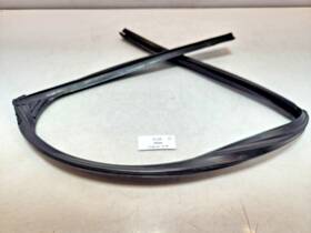 X35gt6 Jaguar 04-09 Oem Xj8 Rear Left Driver Side Door Window Weather Seal