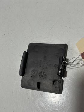10490tfma1 Jeep 10490 Tfma1 99-05 Grand Cherokee Wj Trim Panel Cover Plastic Tailgate Boot. Used Oem