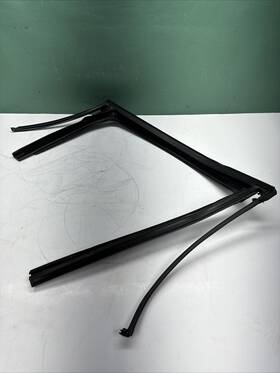 82750aa Jeep 2018 Cherokee Rear Right Passenger Side Door Window Weatherstrip