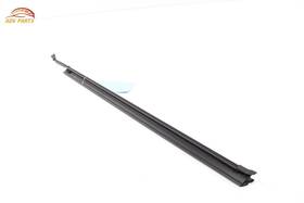 82241r0000 Kia Carnival Front Right Door Window Inner Belt Weatherstrip Seal Oem 2022-24