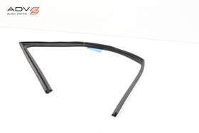 Kia 82540do000 2024 - 2025 Ev9 Front Right Side Door Window Glass Run Channel Seal Oem