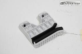 82551-gg000 Kia 2025 K4 Cl4 Sedan Front Left Side Door Window Glass Lower Guide Channel Oem 82551-gg000 Kia 2025 K4 Cl4 Sedan Front Left Side Door Window Glass Lower Guide Channel Oem