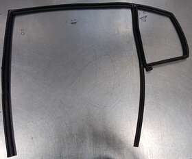 83531-1g200 Kia Rio5 2008 Oe Left Rear Window Run Channel Guide Trim Molding 4q