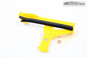 83550-d9000 Kia 2017-2022 Sportage Rear Left Side Door Window Glass Lower Guide Channel Oem