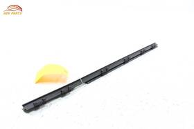 Ah4224692fa Land Rover Range Rear Left Door Window Inner Weatherstrip Seal Oem 2007-12