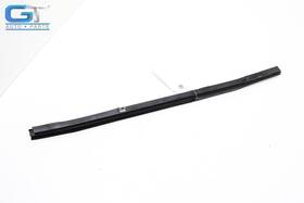 Cge500211 Land Rover Lr3 Lr4 Front Left Door Window Inner Weatherstrip Seal Oem 2005-16 Cge500211 Land Rover Lr3 Lr4 Front Left Door Window Inner Weatherstrip Seal Oem 2005-16