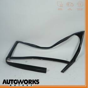 Dk6221597a Land Rover 14-22 Lr Range Sport L494 Front Left Door Window Weatherstrip Seal Oem