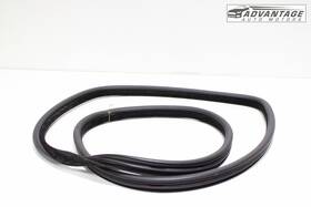 Land Rover Lr026447 2012-2019 Range Evoque Rear Right Side Doorway Weatherstrip Seal Oem