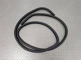 Lr044023 Land Rover 2010-2013 Range Rear Right Door Weatherstrip Rubber Seal Oem