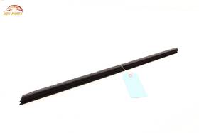 Lr092055 Land Rover Range Evoque Front Left Door Window Inner Belt Seal Oem 12-19