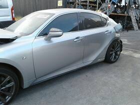 288.le1l21 Lexus Is350 2021 Roof Glass 121817 288.le1l21 Lexus Is350 2021 Roof Glass 121817