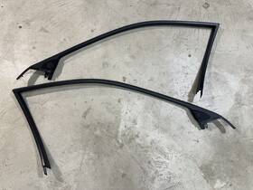 67664-30030 Lexus 98-05 Jzs160 Gs300 Set Of 2 Front Door Window Tweeter Trim Cover Oem