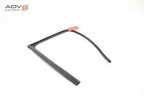 Lexus 6815276020 2019 - 2024 Ux200 Ux250h Rear Left Door Glass Run Channel Seal Oem