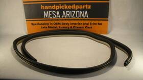 1w1z-5420708-aac Lincoln 1999-2002 Town Car Rh On Body Door Weather Strip Seal Gasket Surround