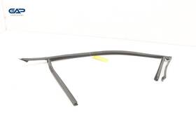 Gd9z5421597a Lincoln Continental Front Left Door Window Glass Run Channel Seal Oem 2017-2020